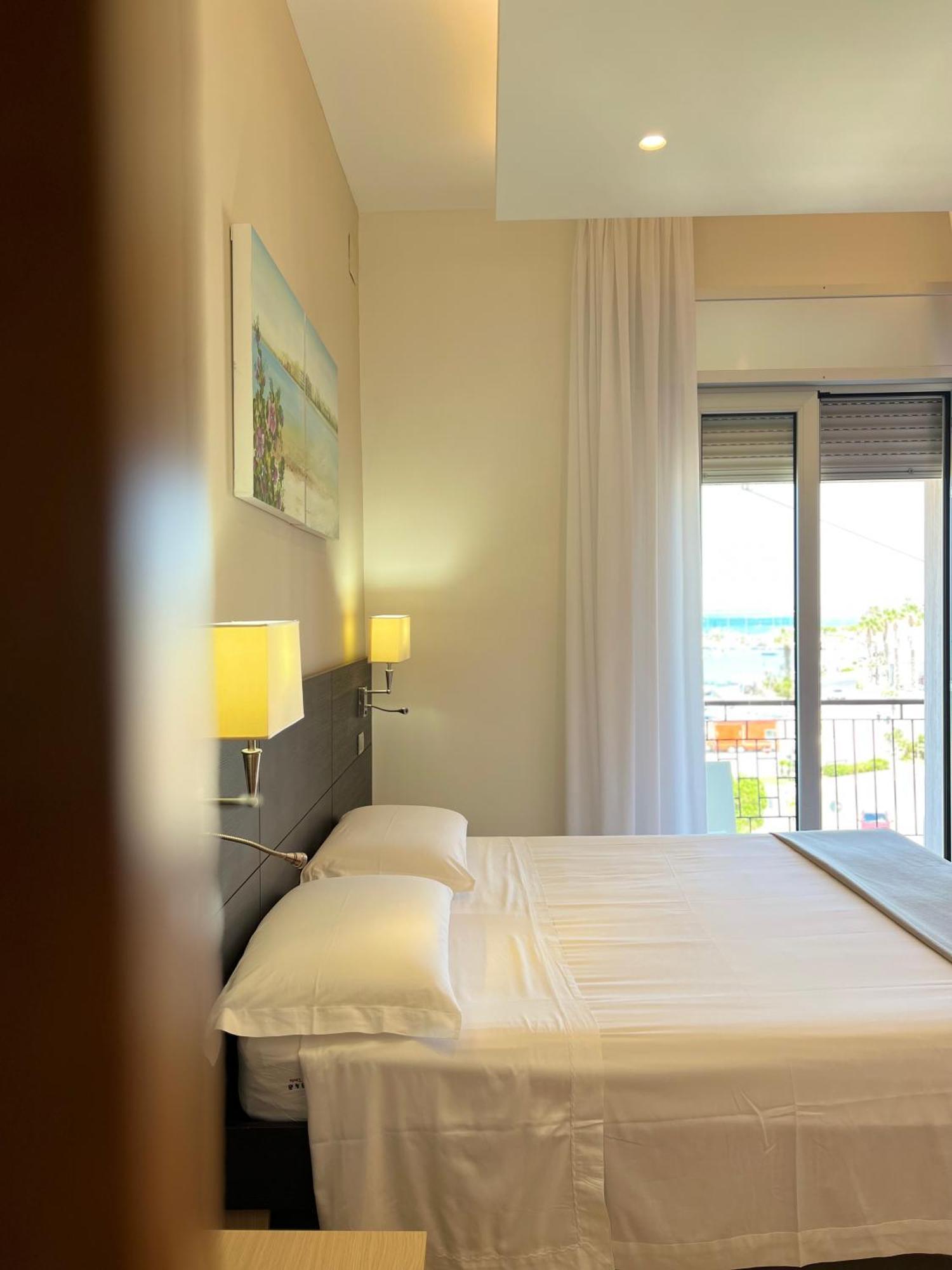 Il Vascello Hotel Porto Cesareo Ngoại thất bức ảnh