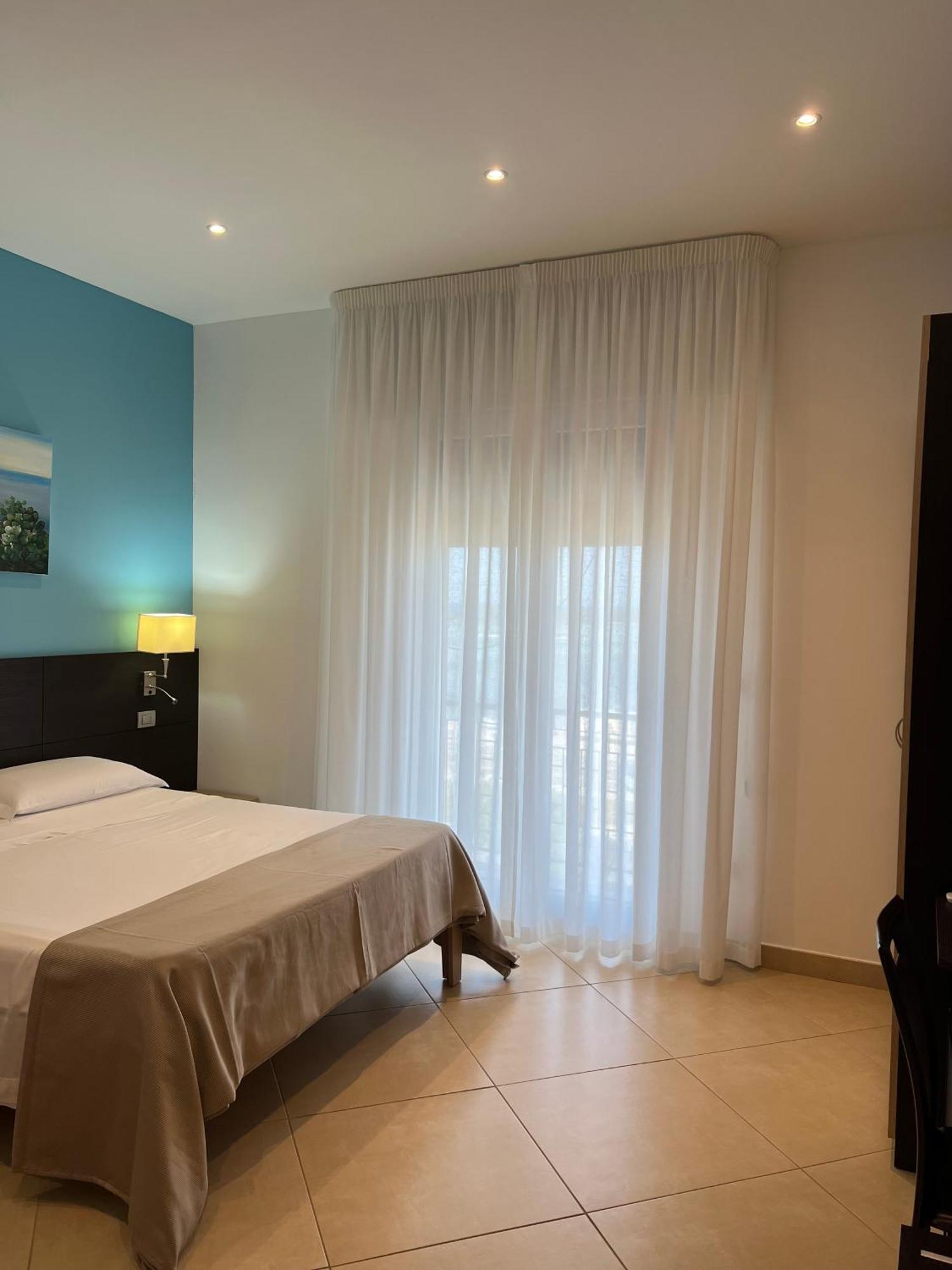 Il Vascello Hotel Porto Cesareo Ngoại thất bức ảnh